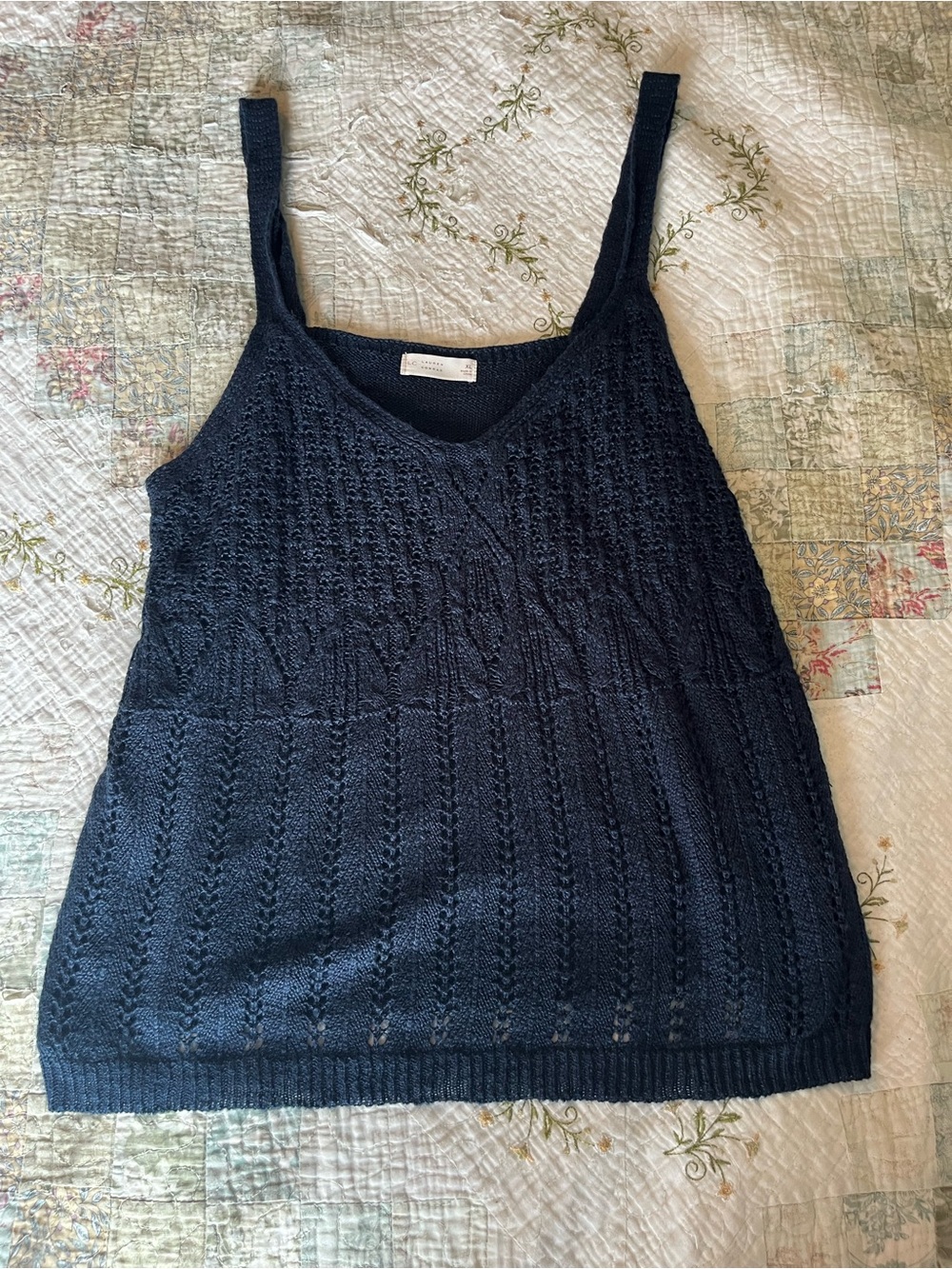 Knit V-Neck Navy Blue Tank Top XL